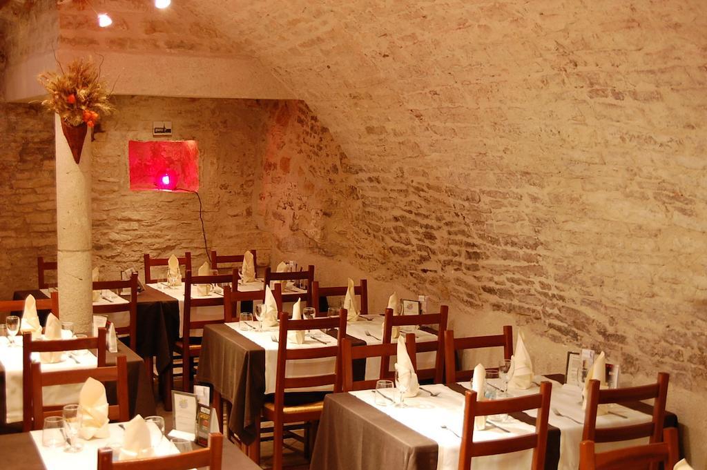 Hotel Du Donjon Champlitte-et-le-Prélot 외부 사진